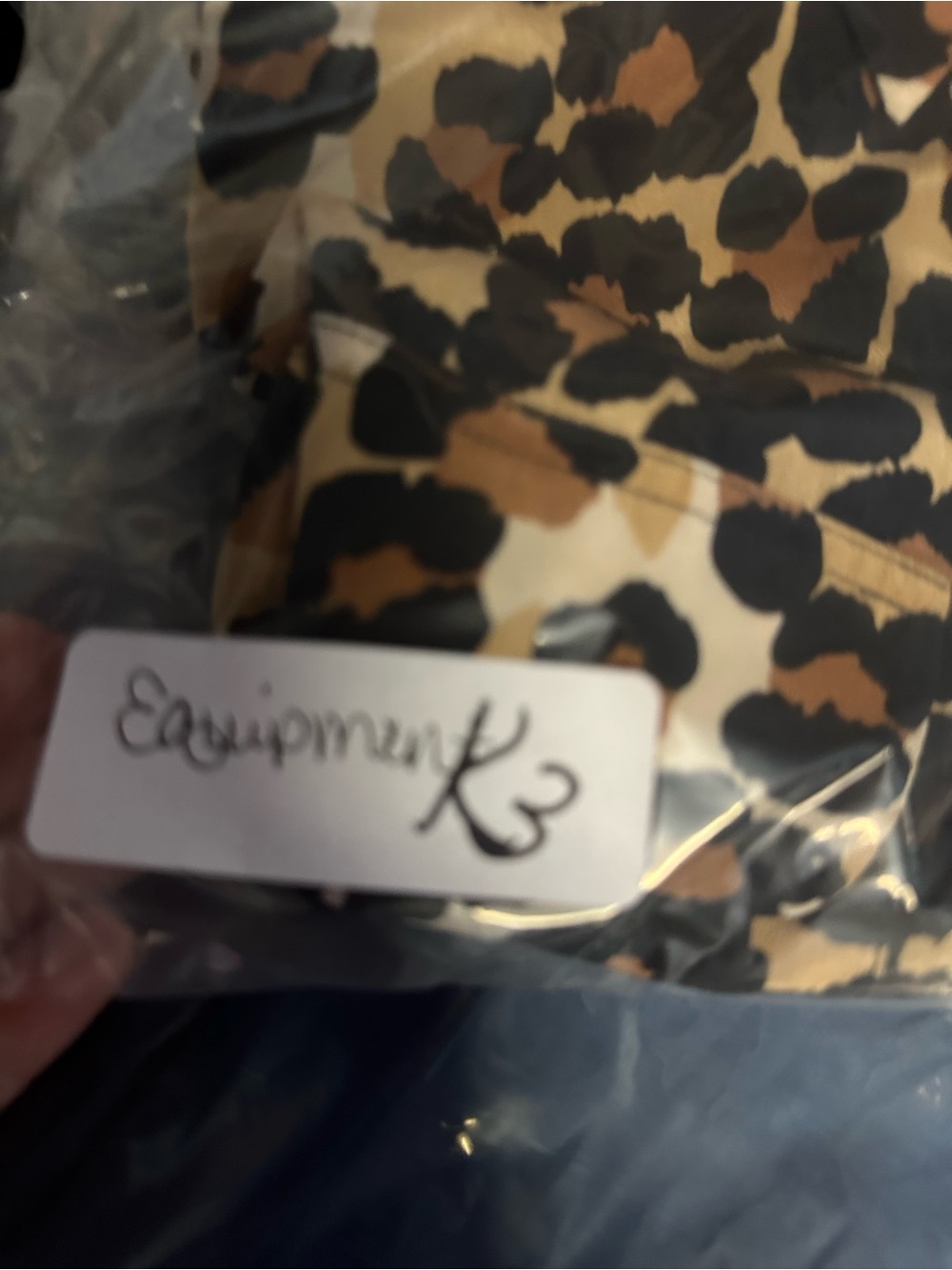 Equipment XS leopard print 100% silk sleeveless classic corpcore workwear tank - Picture 10 of 10